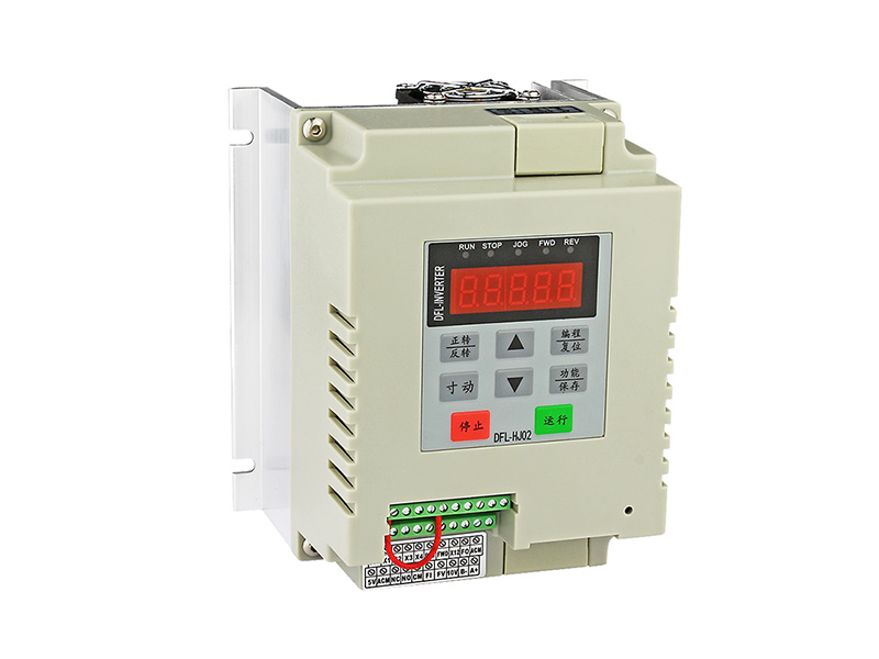 200N單相水泵變頻器，220V供水變頻器，恒壓供水變頻器